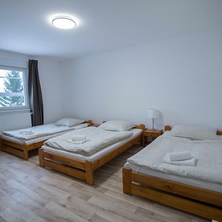 Apartment Sarka Hostka  Экстерьер фото