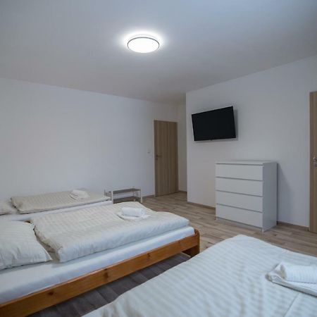 Apartment Sarka Hostka  Экстерьер фото