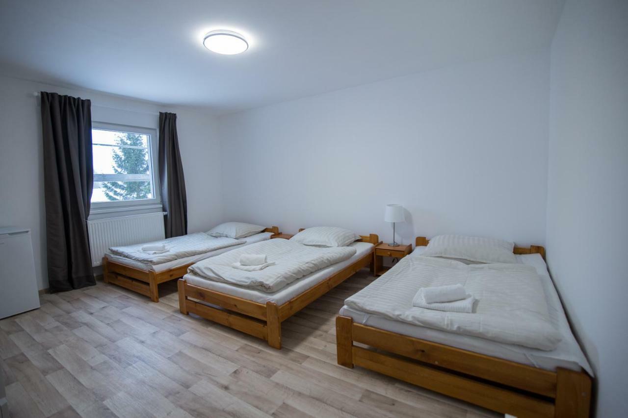 Apartment Sarka Hostka  Экстерьер фото