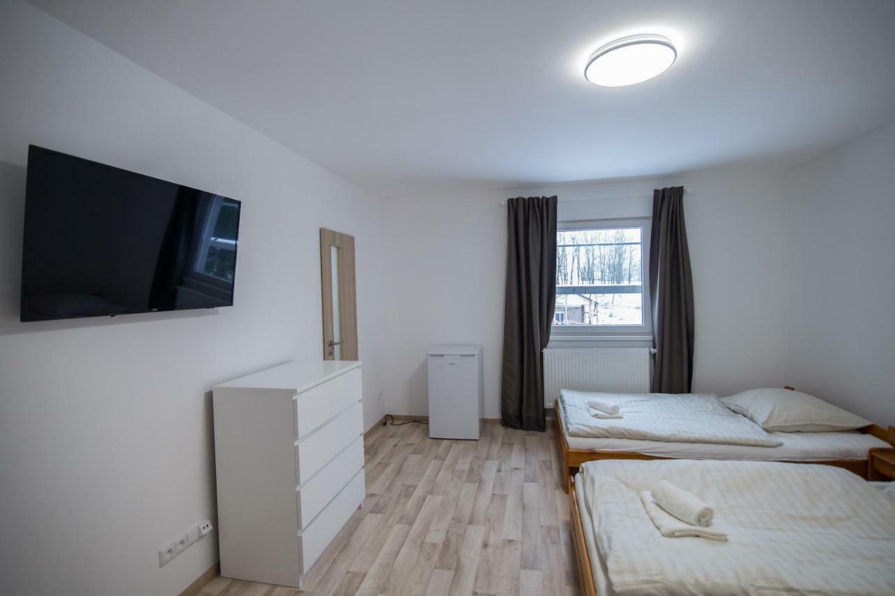 Apartment Sarka Hostka  Экстерьер фото